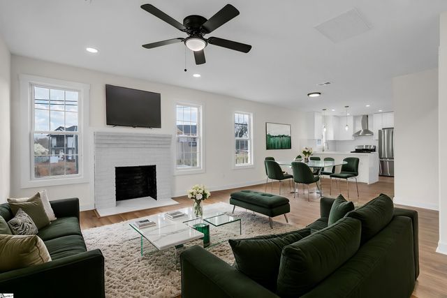 13 Hawthorne Lane, Greenville, SC 29605