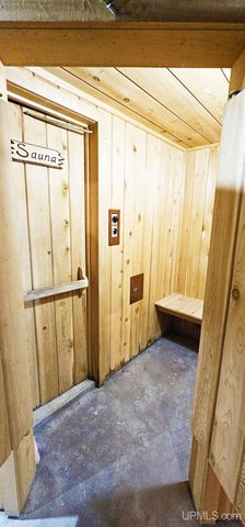 831 Front Street, Lake Linden, MI 49945