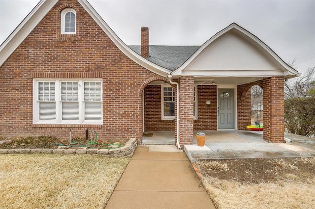 2600 S Adams Street 102, Fort Worth, TX 76110