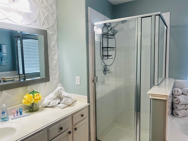 6122 Yorktown Meadow Lane, Houston, TX 77084