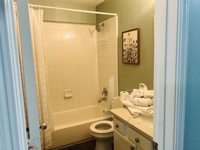 6122 Yorktown Meadow Lane, Houston, TX 77084