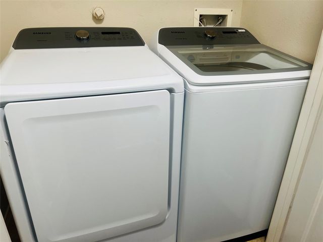 6122 Yorktown Meadow Lane, Houston, TX 77084