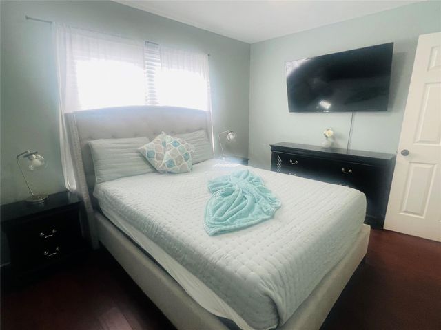 6122 Yorktown Meadow Lane, Houston, TX 77084