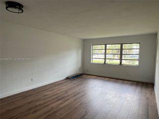 1550 NE 191st St 122, Miami, FL 33179