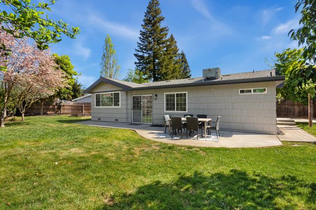 10465 Rugby Ct, Rancho Cordova, CA 95670