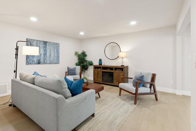 10465 Rugby Ct, Rancho Cordova, CA 95670