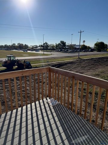 660 EAGLE CT, Box Elder, SD 57719