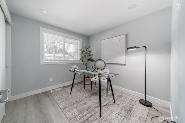 2336 SW 338th Street, Federal Way, WA 98023