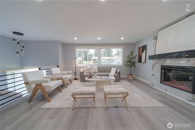 2336 SW 338th Street, Federal Way, WA 98023