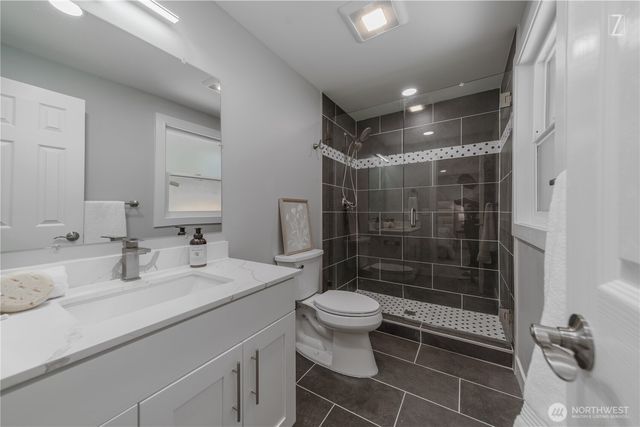 2336 SW 338th Street, Federal Way, WA 98023