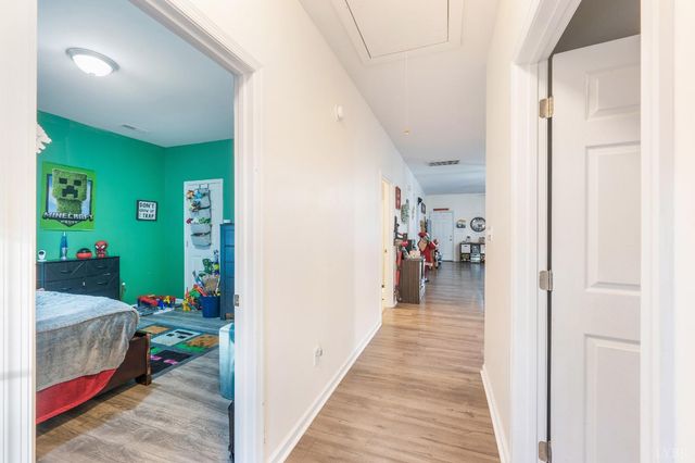 140 Dutch Lane, Appomattox, VA 24522