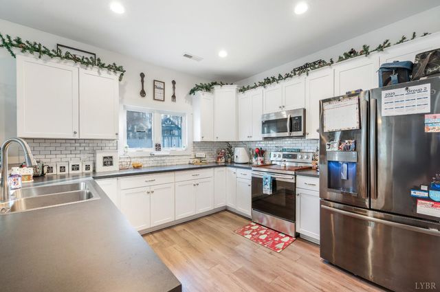 140 Dutch Lane, Appomattox, VA 24522