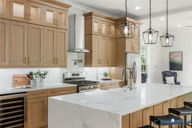 511 N 33rd St, Richmond, VA 23223