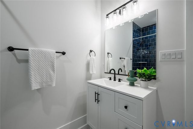 511 N 33rd St, Richmond, VA 23223