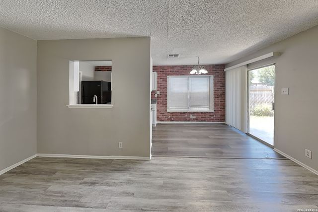 5223 TOM STAFFORD DR, San Antonio, TX 78219