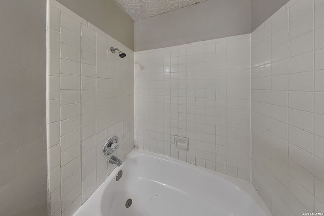 5223 TOM STAFFORD DR, San Antonio, TX 78219