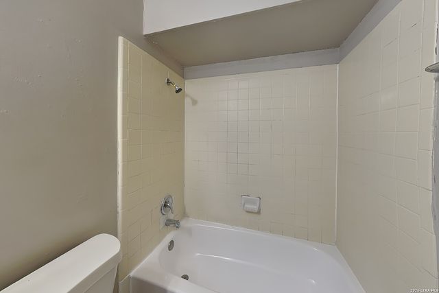 5223 TOM STAFFORD DR, San Antonio, TX 78219