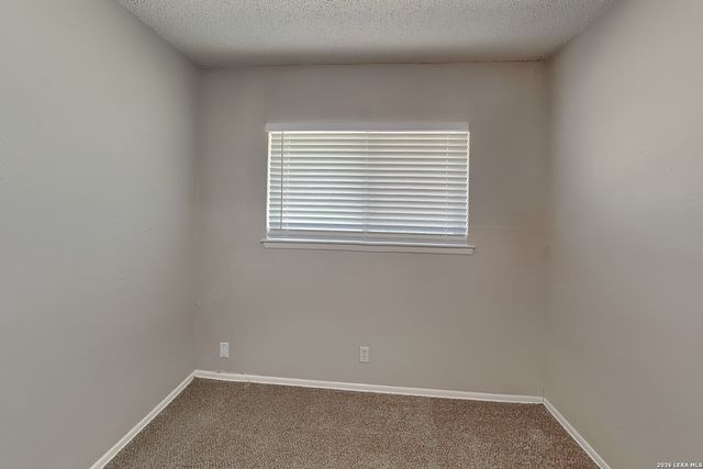 5223 TOM STAFFORD DR, San Antonio, TX 78219
