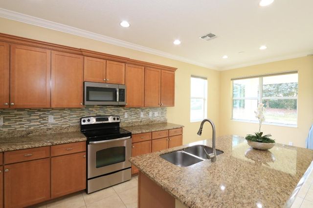 11881 SW Crestwood Circle, Port St. Lucie, Port St Lucie, FL 34987