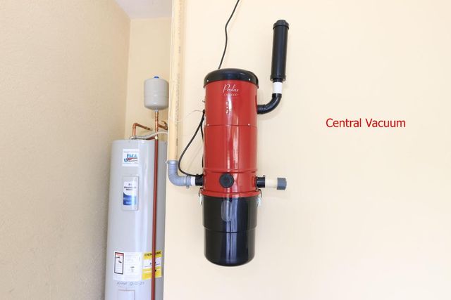 11881 SW Crestwood Circle, Port St. Lucie, Port St Lucie, FL 34987