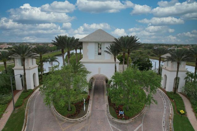 11881 SW Crestwood Circle, Port St. Lucie, Port St Lucie, FL 34987