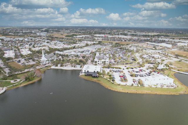 11881 SW Crestwood Circle, Port St. Lucie, Port St Lucie, FL 34987