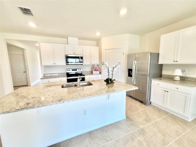 2752 GENTLE RAIN DRIVE, Davenport, FL 33837