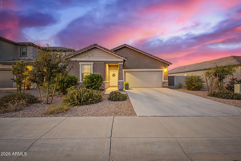5740 E THETIS Drive, Florence, AZ 85132 — photo 2