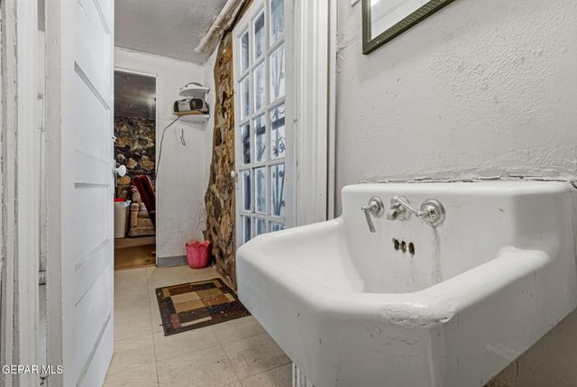 4333 Pershing Drive, El Paso, TX 79903