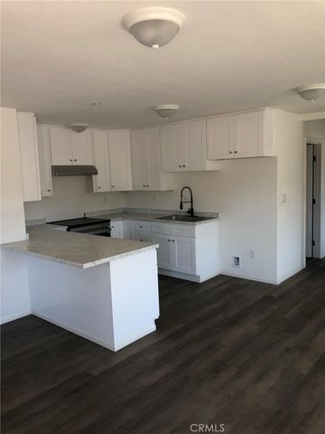 415 N Main, Lake Elsinore, CA 92530