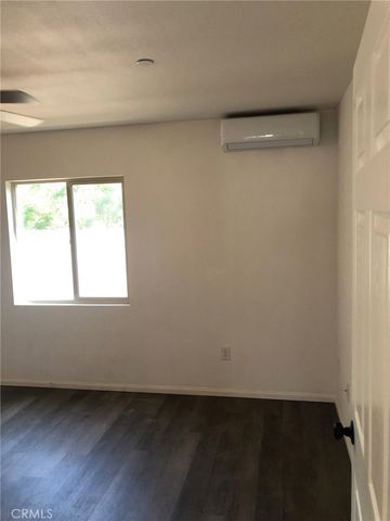 415 N Main, Lake Elsinore, CA 92530