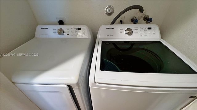 15810 SW 40th St 57, Miramar, FL 33027