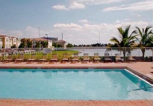 15810 SW 40th St 57, Miramar, FL 33027