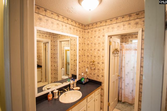 1020 Natchez Trl, West Columbia, SC 29169