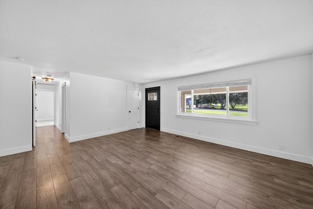 15470 China Rapids Drive, Red Bluff, CA 96080