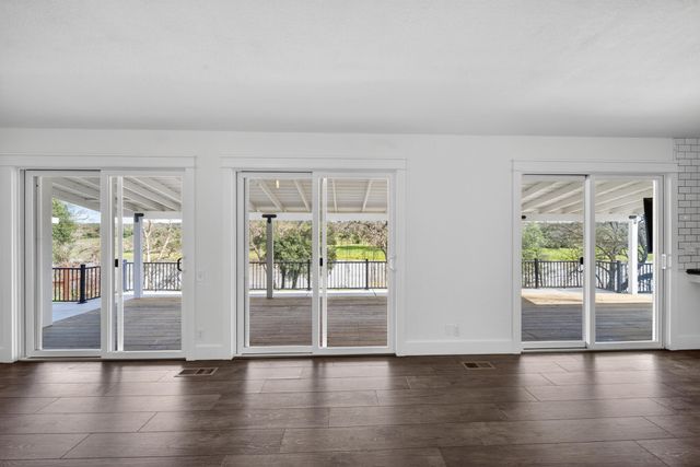 15470 China Rapids Drive, Red Bluff, CA 96080