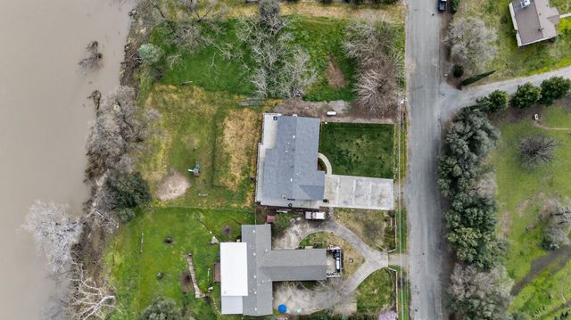 15470 China Rapids Drive, Red Bluff, CA 96080