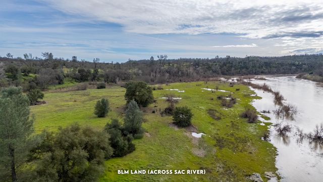 15470 China Rapids Drive, Red Bluff, CA 96080