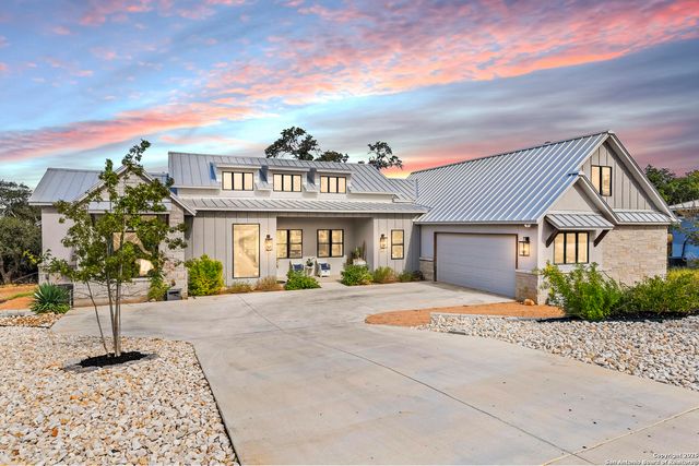 1220 Brushy Curve, New Braunfels, TX 78132