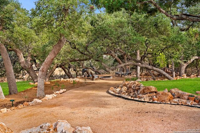 1220 Brushy Curve, New Braunfels, TX 78132