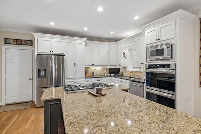8203 Alamo Rd, Brentwood, TN 37027
