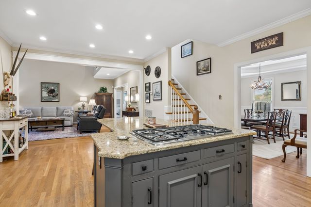 8203 Alamo Rd, Brentwood, TN 37027