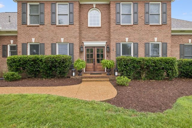 8203 Alamo Rd, Brentwood, TN 37027