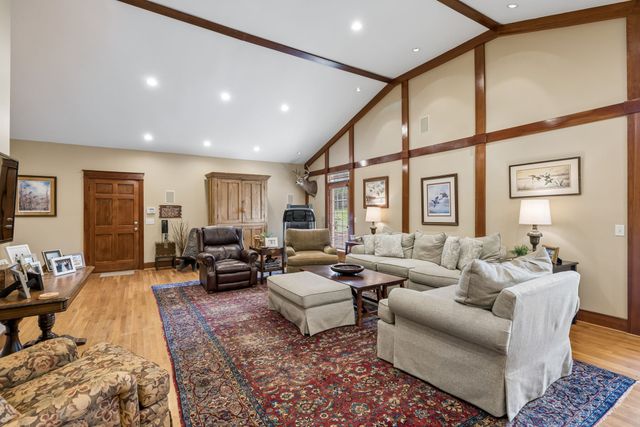 8203 Alamo Rd, Brentwood, TN 37027