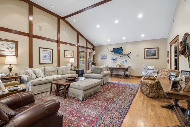8203 Alamo Rd, Brentwood, TN 37027