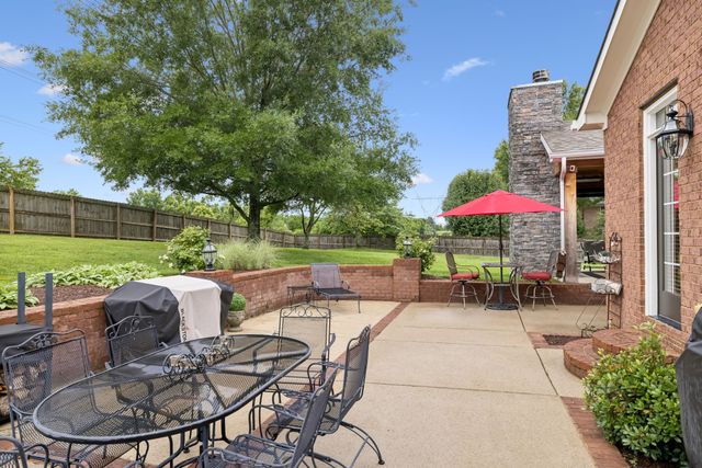 8203 Alamo Rd, Brentwood, TN 37027