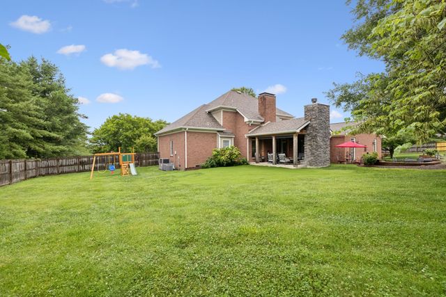 8203 Alamo Rd, Brentwood, TN 37027