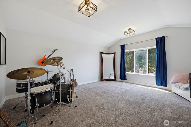 1117 Van Ogle Lane NW, Orting, WA 98360