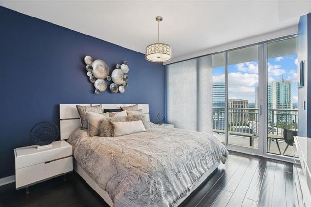 3338 Peachtree NE Road 2607, Atlanta, GA 30326