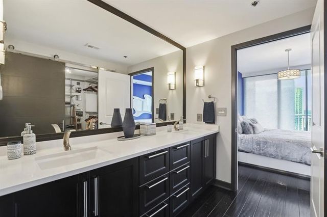 3338 Peachtree NE Road 2607, Atlanta, GA 30326